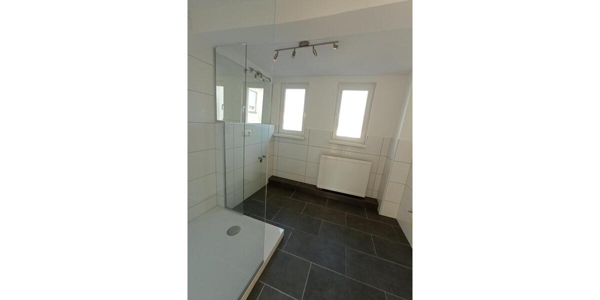 Dachgeschoßwohnung Kaiserslautern - 4 Zimmer, 82 m&sup2;, 790&euro; | Angebot:25349784