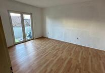 3 Zimmer Wohnung mit neuer Einbauküche