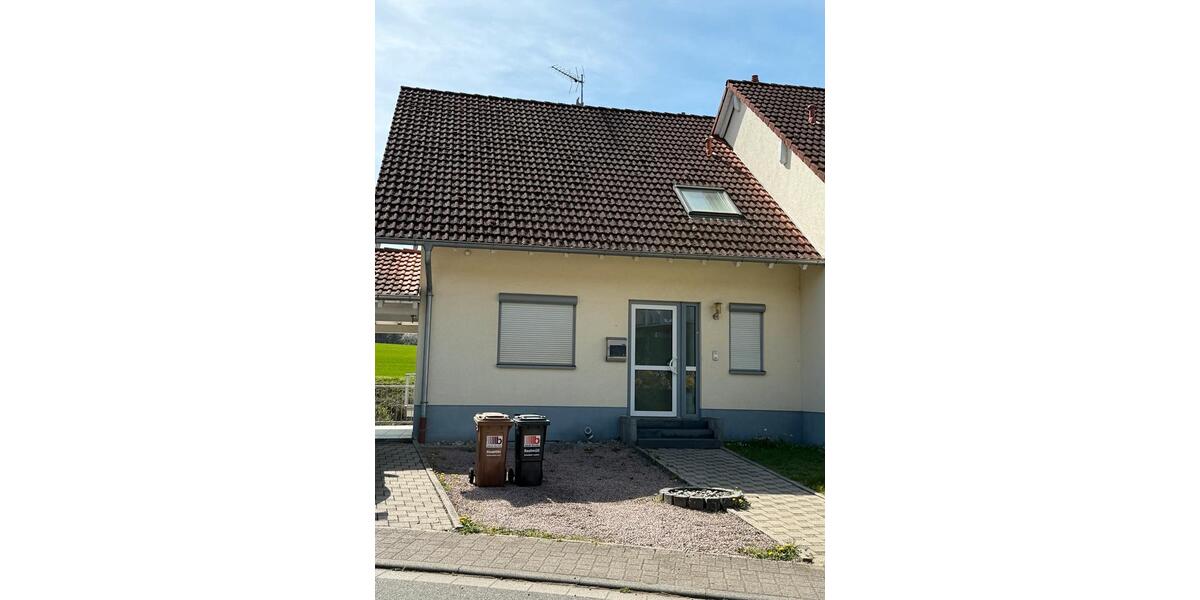 Doppelhaushälfte Steinwenden - 73 Zimmer, 196 m&sup2;, 379.000&euro; | Angebot:26484251