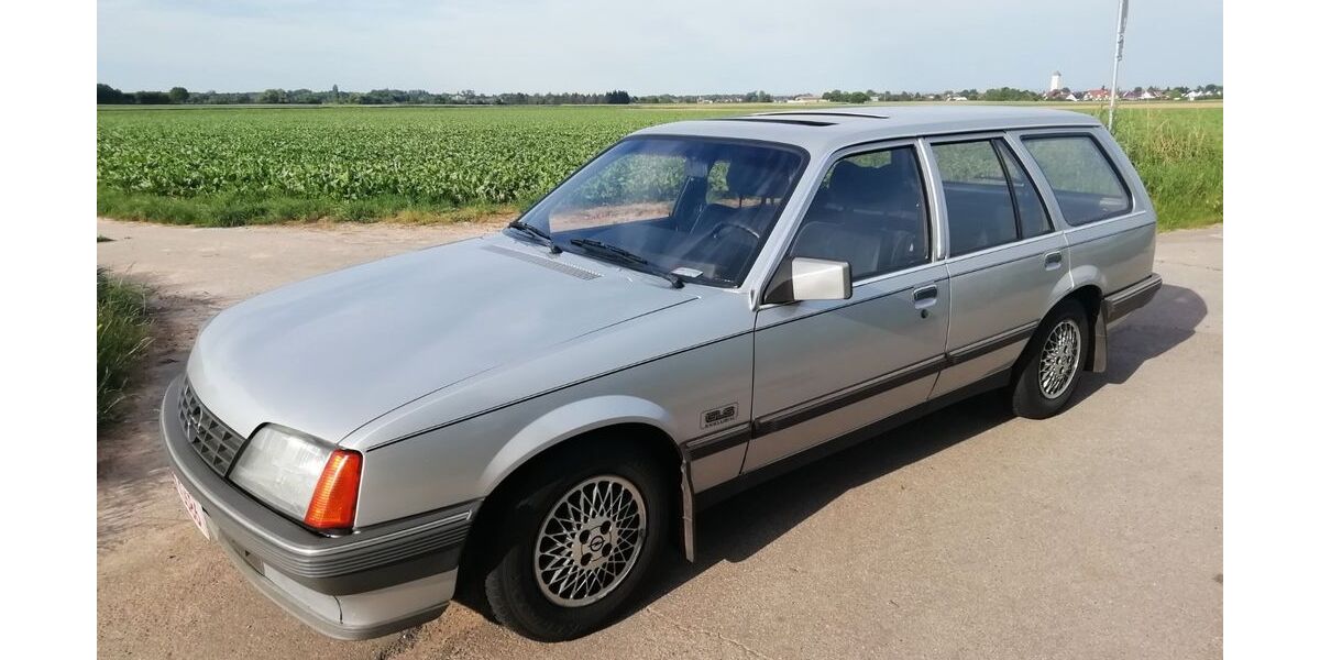 Opel Rekord 245.000 km 10.950 &euro; Neustadt 67435