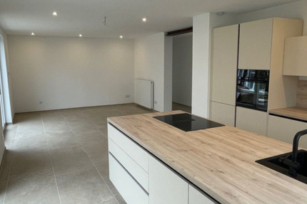 Luxuriöse Wohnung in Bestlage KL mit großer Terasse u Garten 2.5 zimmer