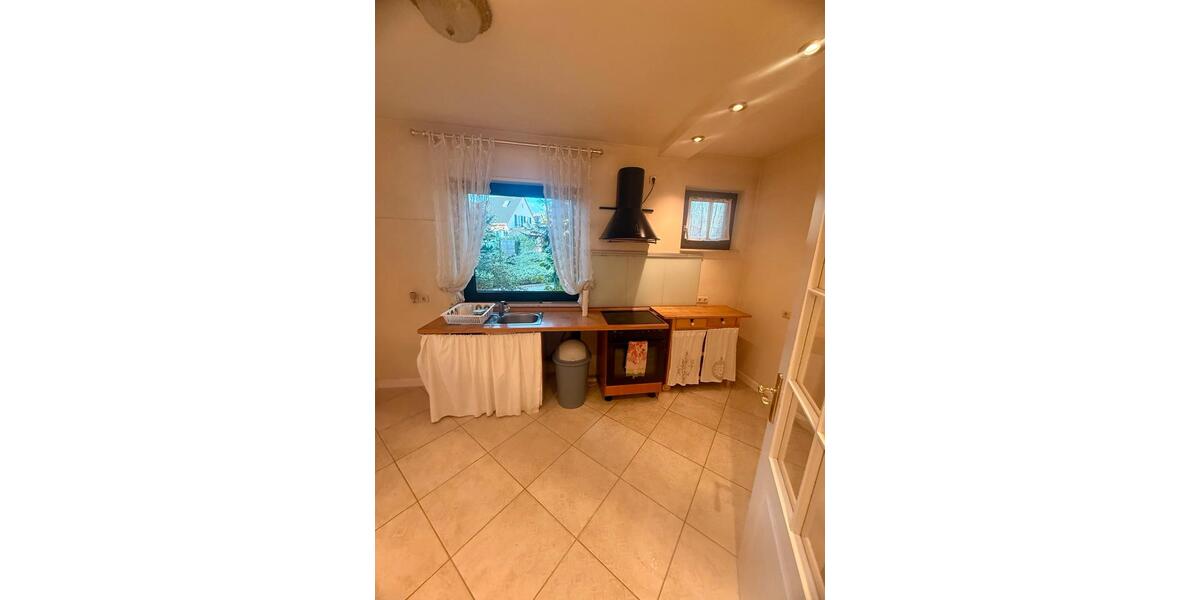 Etagenwohnung Kaiserslautern Engelshof - 4 Zimmer, 177 m&sup2;, 1.100&euro; | Angebot:25948178