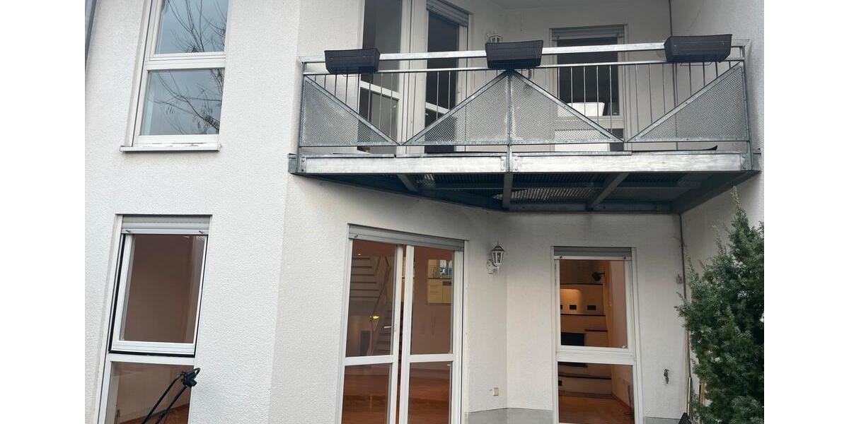 Reihenhaus Otterbach - 6 Zimmer, 190 m&sup2;, 1.750&euro; | Angebot:24990688