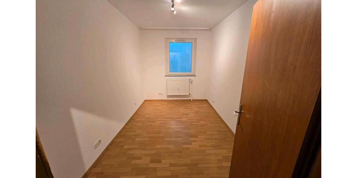 Etagenwohnung Landstuhl - 4 Zimmer, 84 m&sup2;, 800&euro; | Angebot:26669828