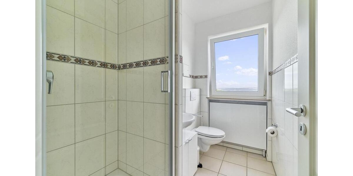 Etagenwohnung Landstuhl - 4 Zimmer, 107 m&sup2;, 2.200&euro; | Angebot:26641620