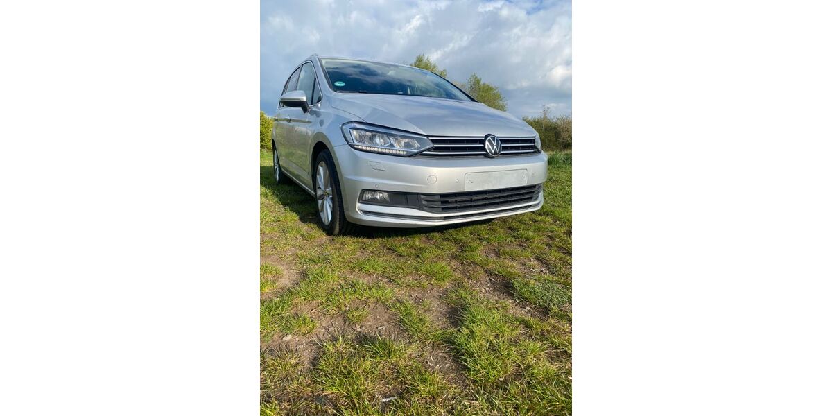 VW Touran 122.000 km 15.850 &euro; Pirmasens 66954