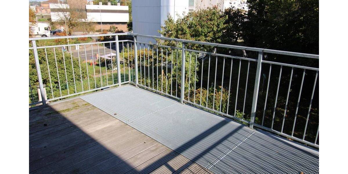 Etagenwohnung Kaiserslautern Innenstadt - 3 Zimmer, 122 m&sup2;, 1.250&euro; | Angebot:26378185