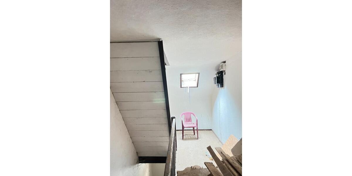 Doppelhaushälfte Elmstein - 8 Zimmer, 172 m&sup2;, 62.000&euro; | Angebot:26290075
