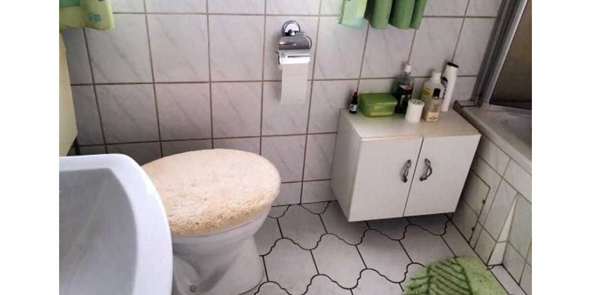 Gepflegte Erdgeschoßwohnung mit EBK mit Balkon zu vermieten 2 zimmer