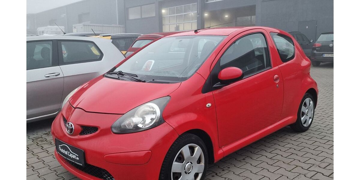 Toyota Aygo (X) 187.000 km 1.999 &euro; Kirchheimbolanden 67292