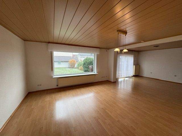 Mehrfamilienhaus, Wohnhaus Ramstein-Miesenbach Ramstein - 8 Zimmer, 185 m&sup2;, 398.000&euro; | Angebot:24435314