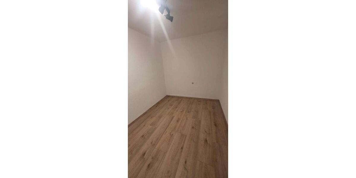 Etagenwohnung Elmstein - 4 Zimmer, 78 m&sup2;, 700&euro; | Angebot:23672990