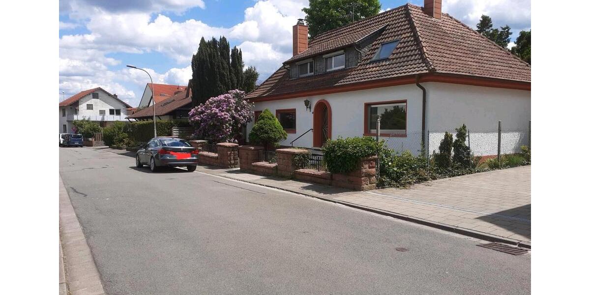 Einfamilienhaus Ramstein-Miesenbach Miesenbach - 6 Zimmer, 190 m&sup2;, 450.000&euro; | Angebot:24700275