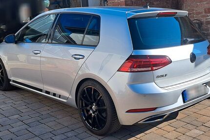 VW Golf 56.815 km 16.900 € Enkenbach 67677