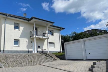 Großes Einfamilienhaus mit toller Aussicht 6 zimmer