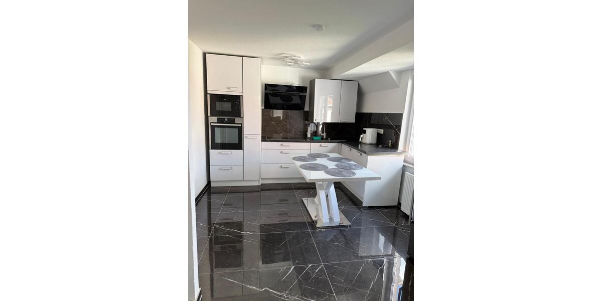 Dachgeschoßwohnung Pirmasens - 2 Zimmer, 53 m&sup2;, 89.000&euro; | Angebot:26709361