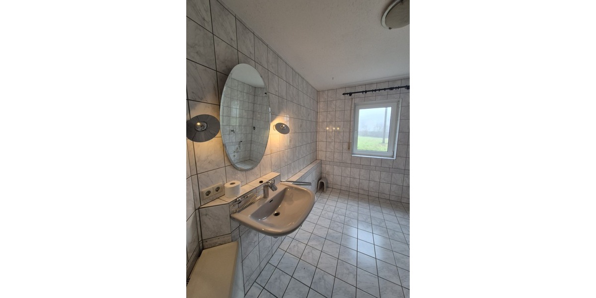 Helle, erschwingliche 3-Zimmer-EG-Wohnung mit Terrasse und hohem Erholungswert in Heiligenmoschel - Erdgeschoßwohnung Heiligenmoschel | Angebot:24393389