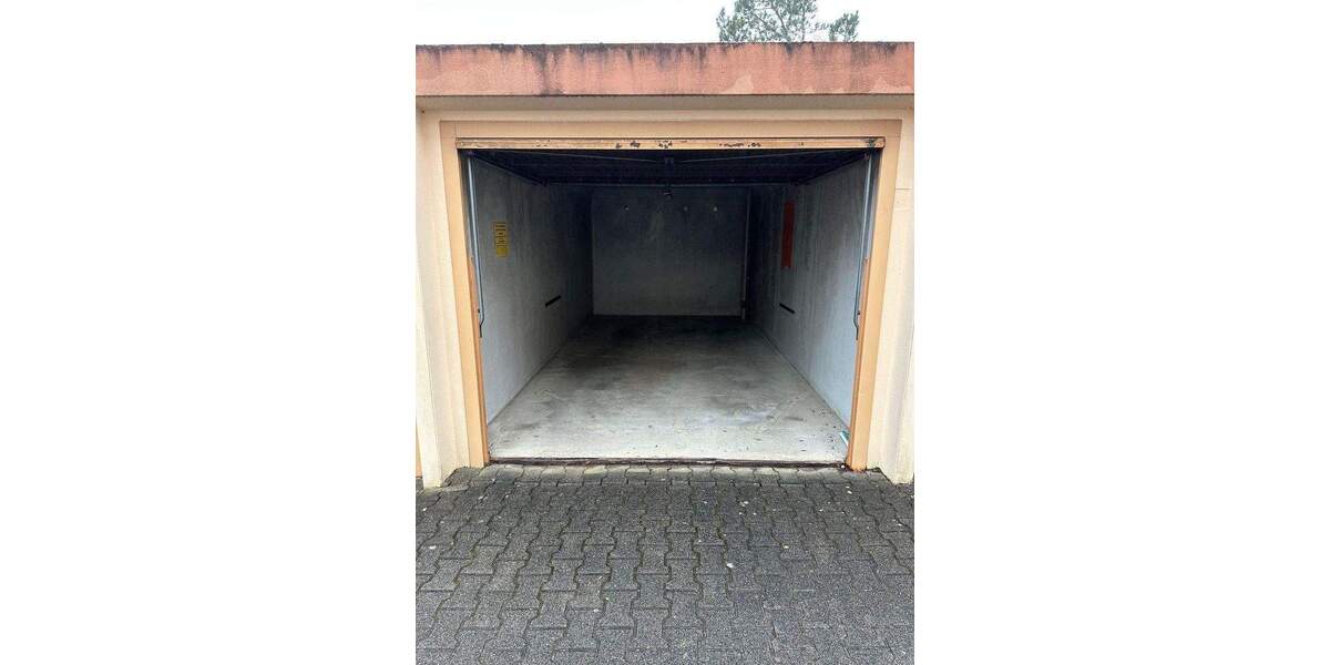 frisch renovierte 2-Zimmer Wohnung mit Garage nähe Universität 2 zimmer