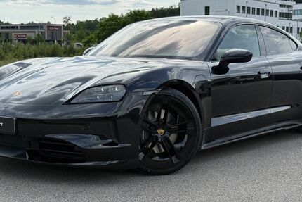 Porsche Taycan 9.900 km 125.690 &euro; Kaiserslautern 67657