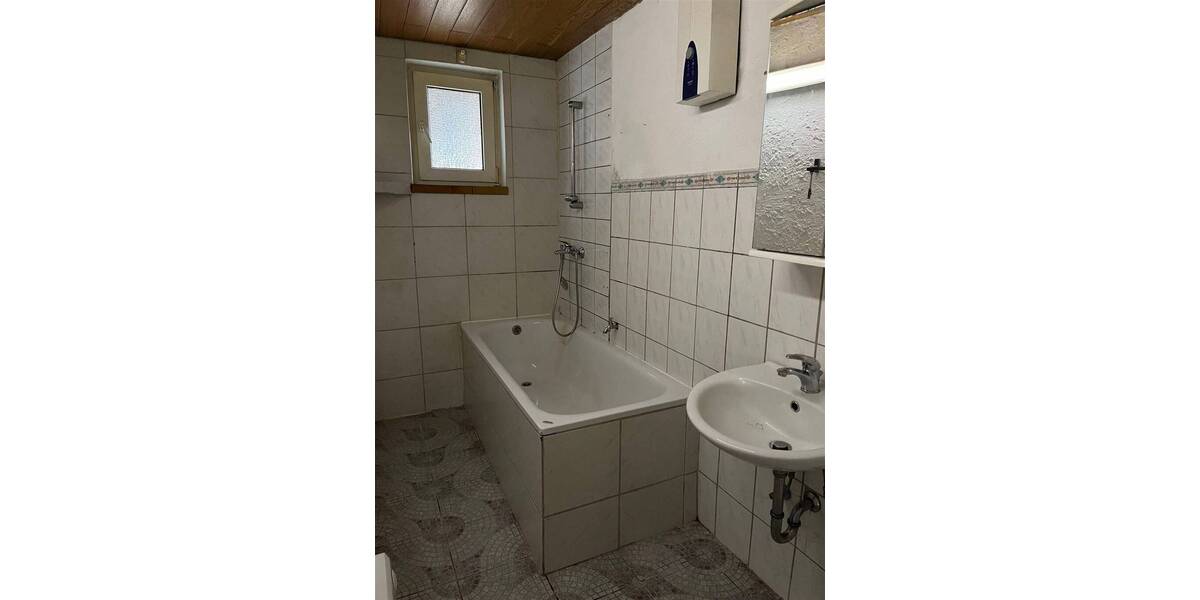 Mehrfamilienhaus, Wohnhaus Landstuhl Melkerei - 8 Zimmer, 160 m&sup2;, 198.000&euro; | Angebot:25770353