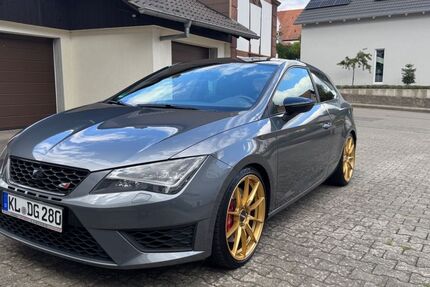 Seat Leon 125.884 km 15.500 &euro; Ramstein-Miesenbach 66877