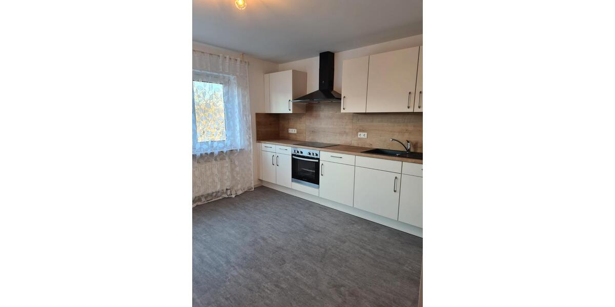 Etagenwohnung Ramstein-Miesenbach Miesenbach - 4 Zimmer, 110 m&sup2;, 1.490&euro; | Angebot:26337516