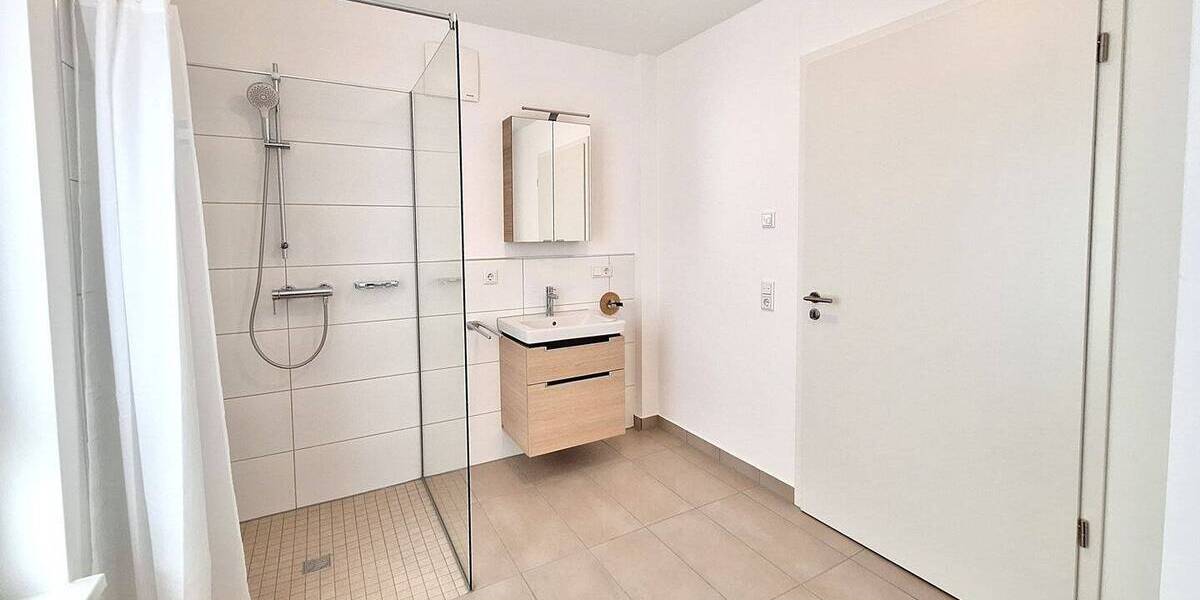 Etagenwohnung Kaiserslautern Innenstadt - 2 Zimmer, 67 m&sup2;, 850&euro; | Angebot:25939263