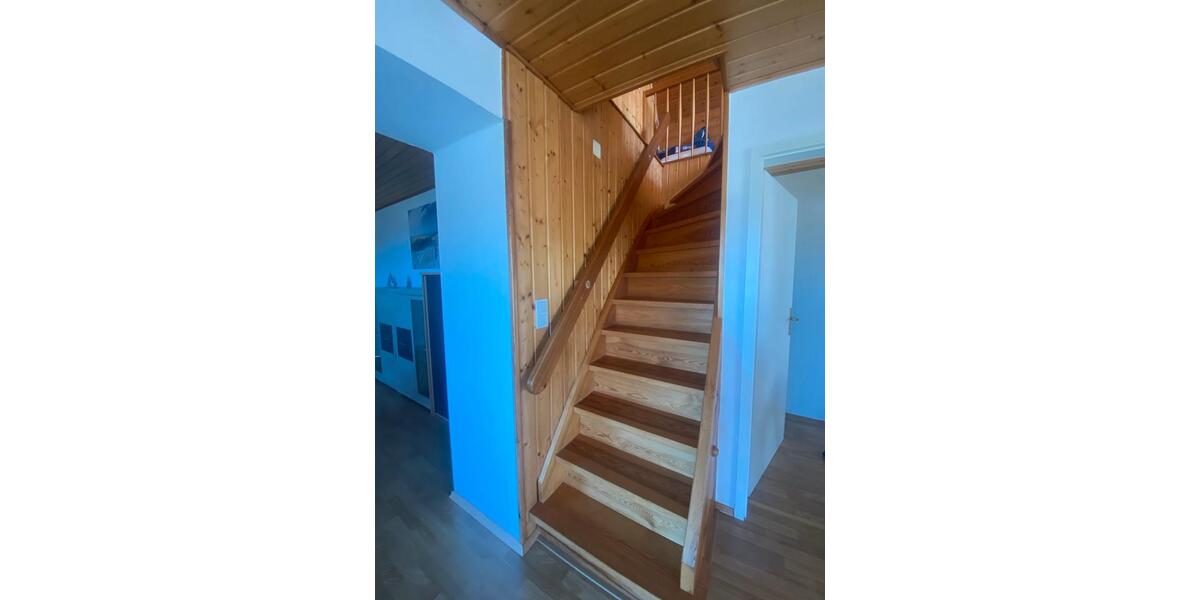 Dachgeschoßwohnung Katzweiler - 4 Zimmer, 114 m&sup2;, 950&euro; | Angebot:25305851