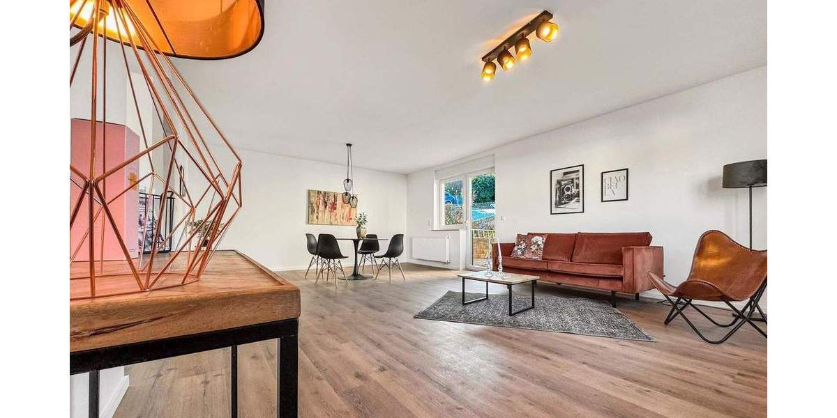 Renoviertes EFH-Provisionsfrei-Luftwärmepumpe-sofort bezugsfrei 7 zimmer