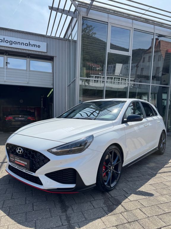 i30