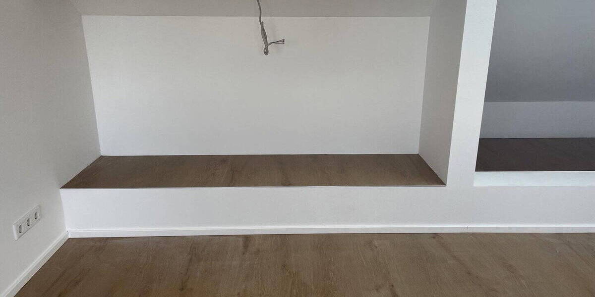 Etagenwohnung Rodenbach - 3 Zimmer, 77 m&sup2;, 900&euro; | Angebot:26731161