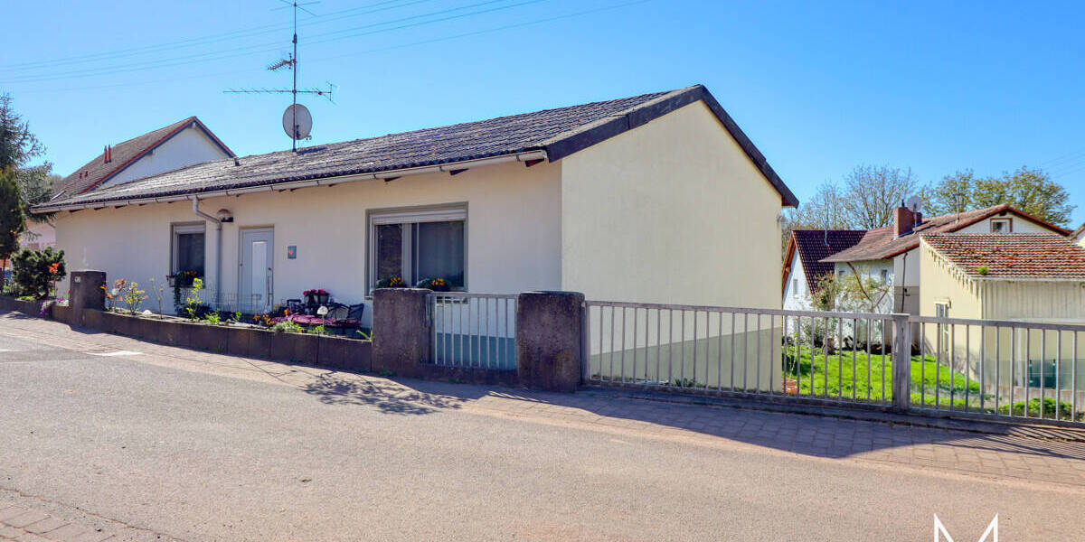 Bungalow Kollweiler - 3 Zimmer, 95 m&sup2;, 189.000&euro; | Angebot:25739645
