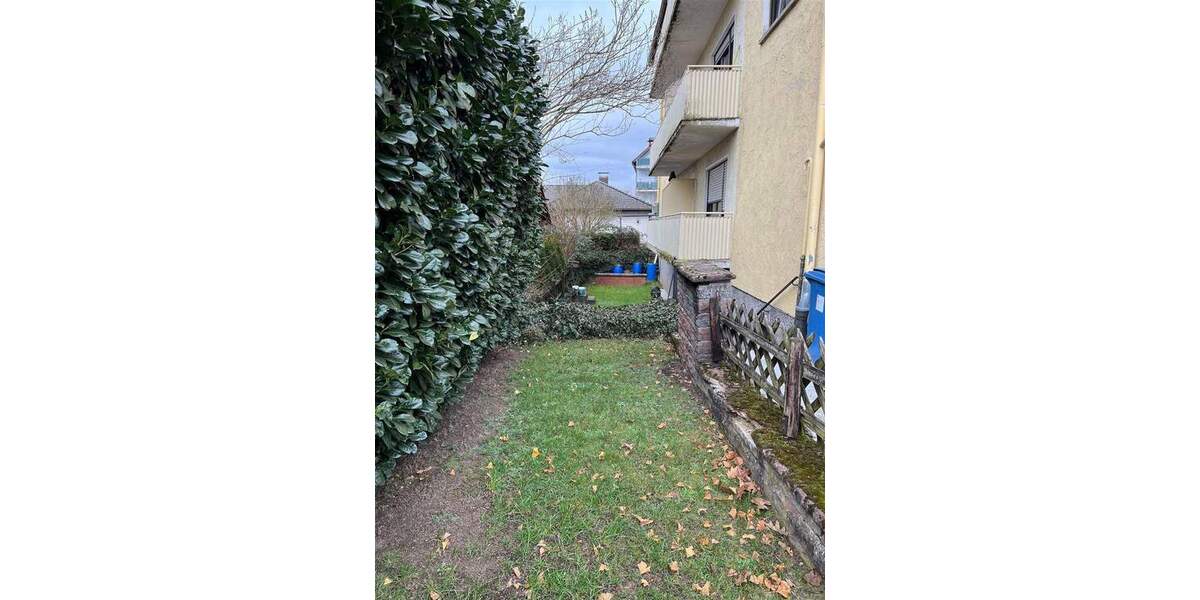 renov.bedürftige Eigentumswohnung in Landstuhl-Stadt 4 zimmer