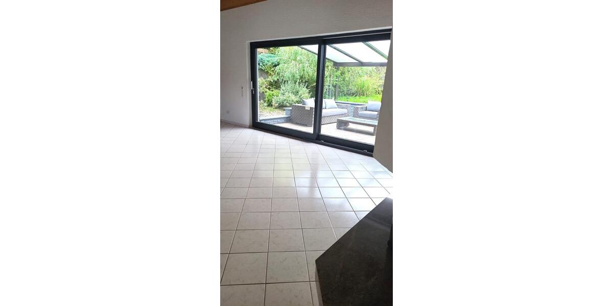 Erdgeschoßwohnung Rockenhausen - 3 Zimmer, 142 m&sup2;, 1.590&euro; | Angebot:26594466