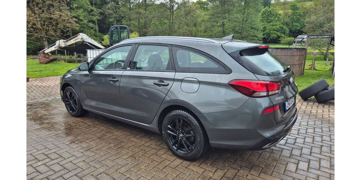 Hyundai i30 54.500 km 16.000 &euro; Winterbach 66484