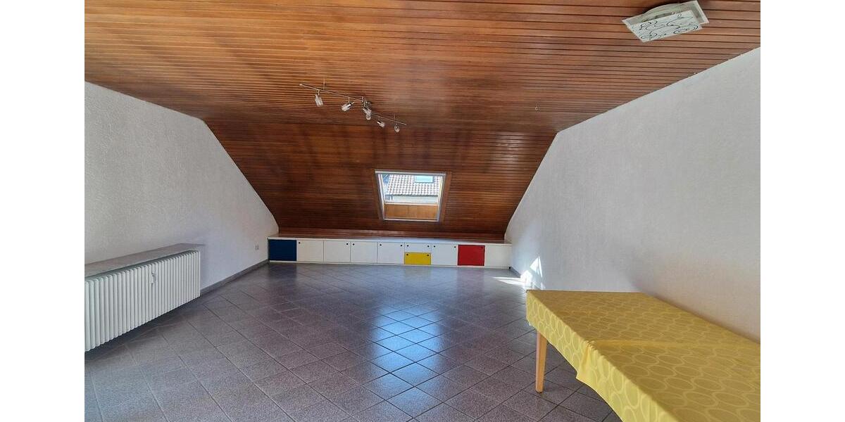 Dachgeschoßwohnung Bad Dürkheim - 2 Zimmer, 61 m&sup2;, 800&euro; | Angebot:26211200