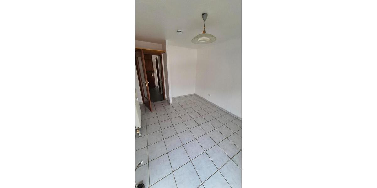 Etagenwohnung Steinwenden - 1 Zimmer, 20 m&sup2;, 300&euro; | Angebot:26340244