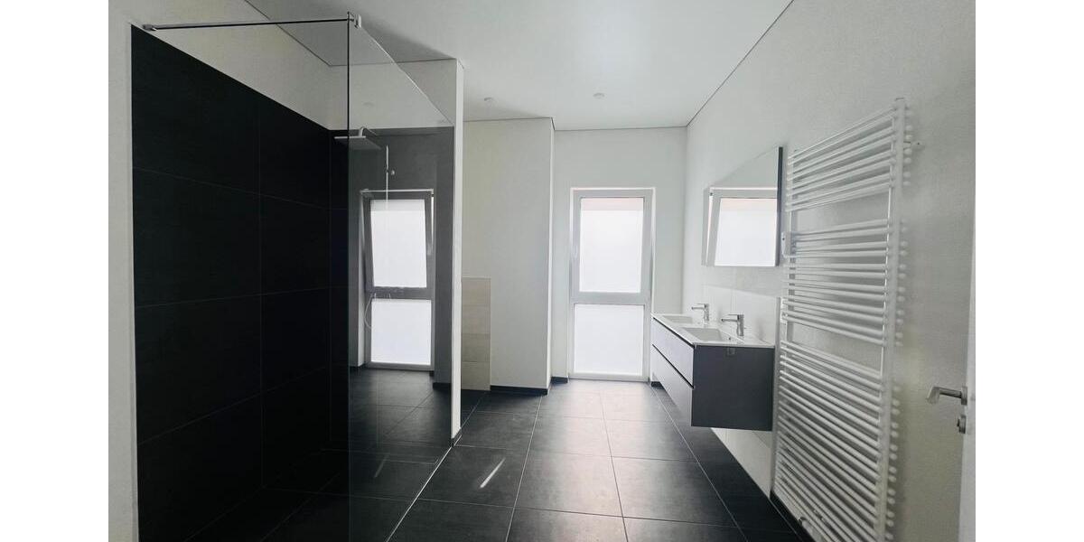 Erdgeschoßwohnung Bruchmühlbach-Miesau Miesau - 4 Zimmer, 130 m&sup2;, 1.500&euro; | Angebot:24698372