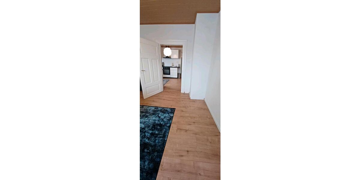 Dachgeschoßwohnung Ramstein-Miesenbach Hütschenhausen - 3 Zimmer, 70 m&sup2;, 680&euro; | Angebot:24474548
