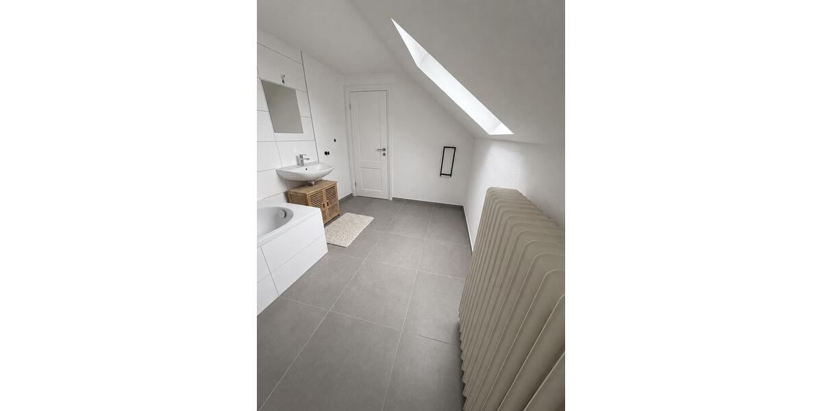 Etagenwohnung Bruchmühlbach-Miesau Miesau - 5 Zimmer, 140 m&sup2;, 1.500&euro; | Angebot:26619917