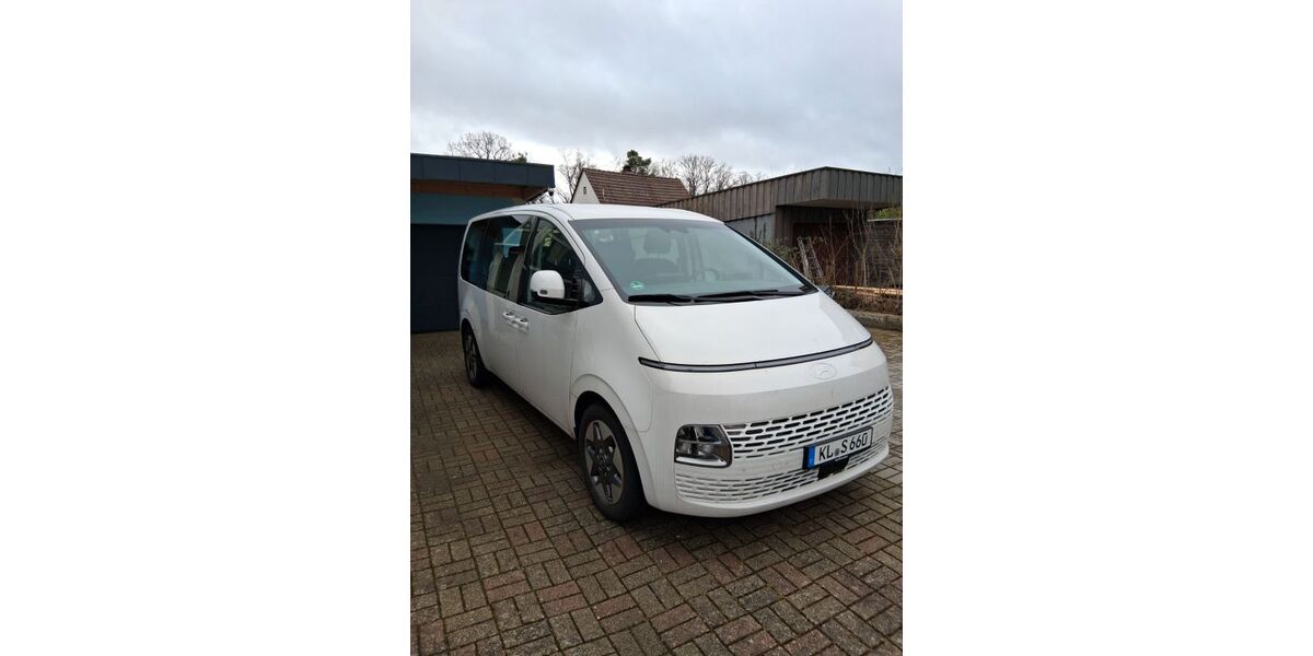 Hyundai STARIA 11.500 km 38.900 &euro; Kaiserslautern 67661