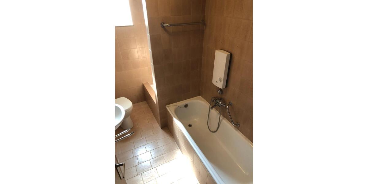 Erdgeschoßwohnung Mehlbach - 2 Zimmer, 80 m&sup2;, 600&euro; | Angebot:26196449