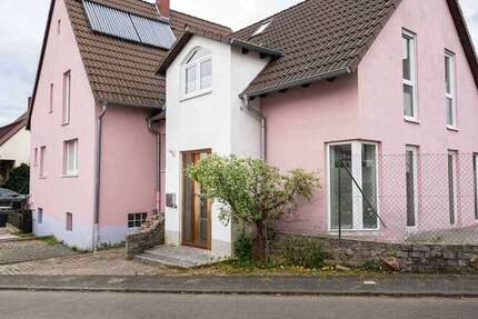Haus Kaiserslautern Einsiedlerhof - 7 Zimmer, 182 m&sup2;, 380.000&euro; | Angebot:26692920