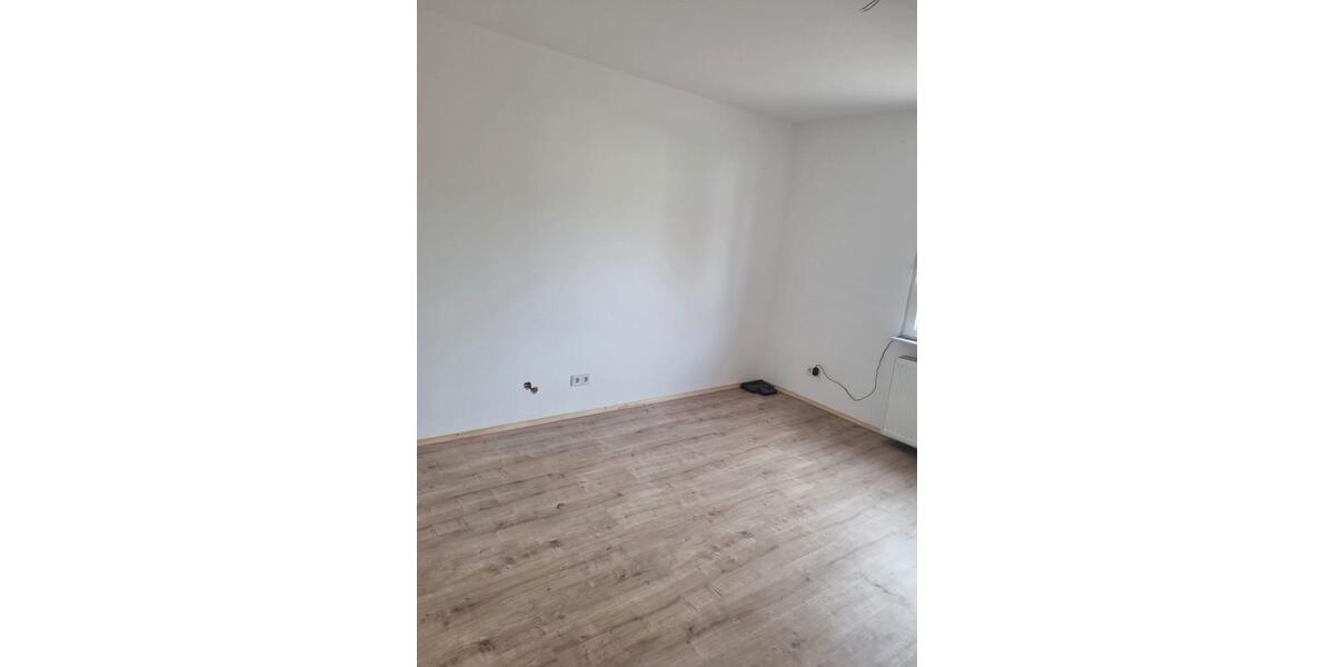 Reihenhaus Rodalben - 6 Zimmer, 160 m&sup2;, 1.200&euro; | Angebot:26612266