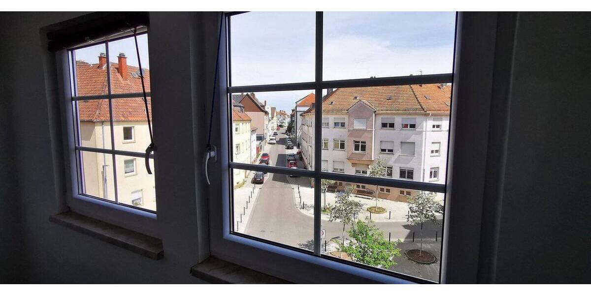 Etagenwohnung Pirmasens Innenstadt - 2 Zimmer, 80 m&sup2;, 149.900&euro; | Angebot:26418071
