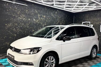 VW Touran 140.400 km 17.999 &euro; Enkenbach-Alsenborn 67677