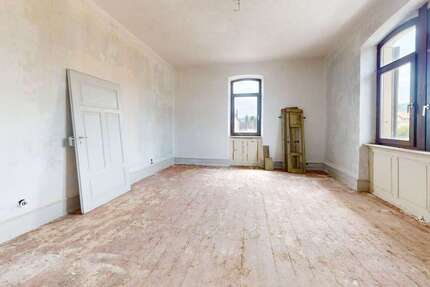 Als Wohnraum nutzbar Geschäftshaus mit Sanierungs- & Erweiterungspotential Blick auf die Haardt 11 zimmer