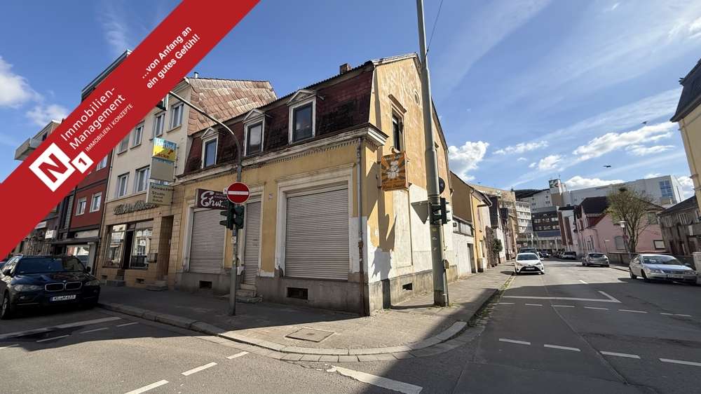 Einfamilienhaus Kaiserslautern Bahnheim - 10 Zimmer, 215 m&sup2;, 199.000&euro; | Angebot:26004974