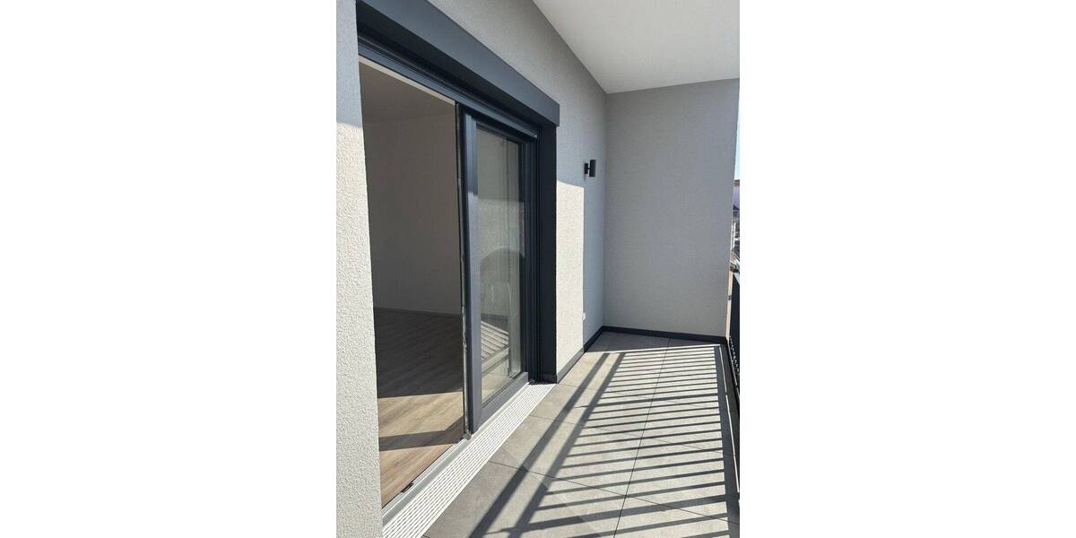 Etagenwohnung Kaiserslautern Innenstadt - 2 Zimmer, 85 m&sup2;, 980&euro; | Angebot:26875127