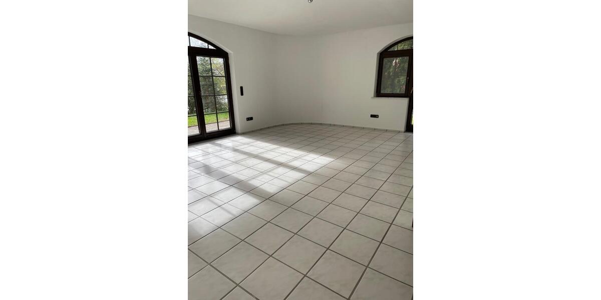 Terrassenwohnung Gaugrehweiler - 2 Zimmer, 70 m&sup2;, 700&euro; | Angebot:25973225